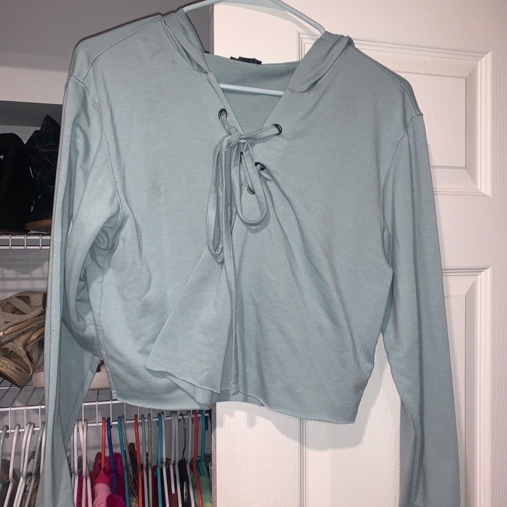 Hooded crop top